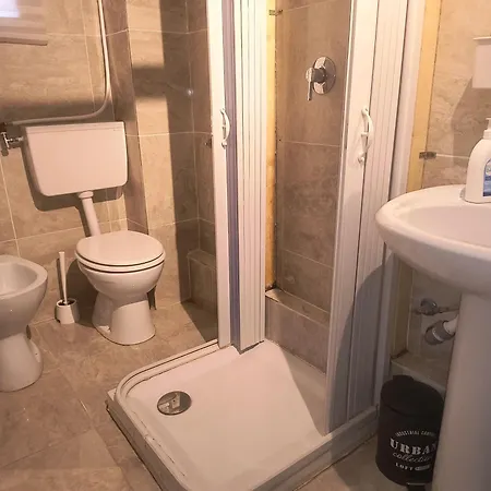 Casa Per Gente Giovane Apartmán Řím