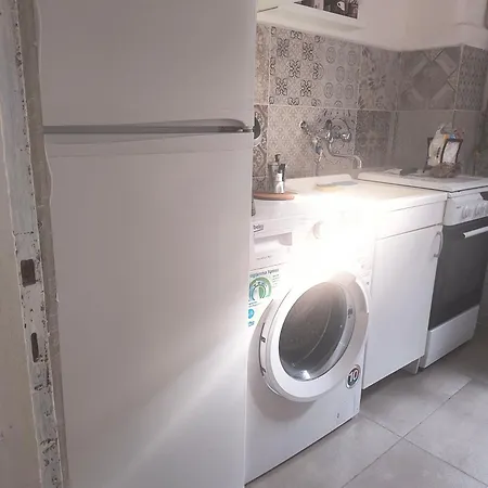 Casa Per Gente Giovane *